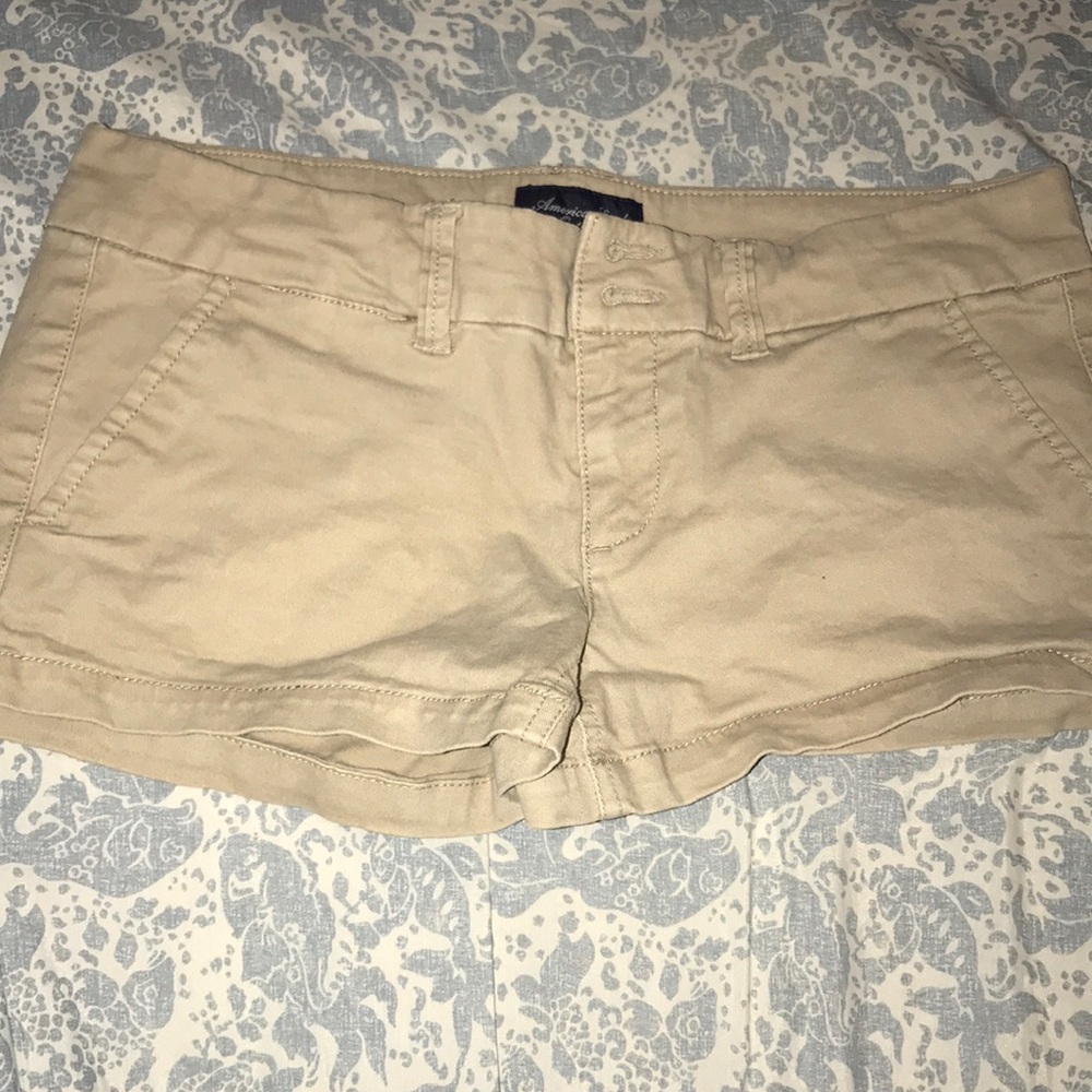 khaki shorts